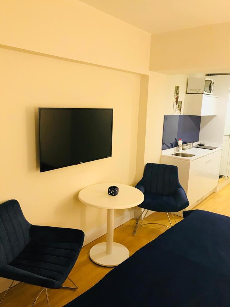 Аппартаменты В Батуми С Видом На Море В Orbi City Apartman Szoba fotó
