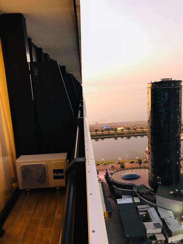 Аппартаменты В Батуми С Видом На Море В Orbi City Apartman Szoba fotó